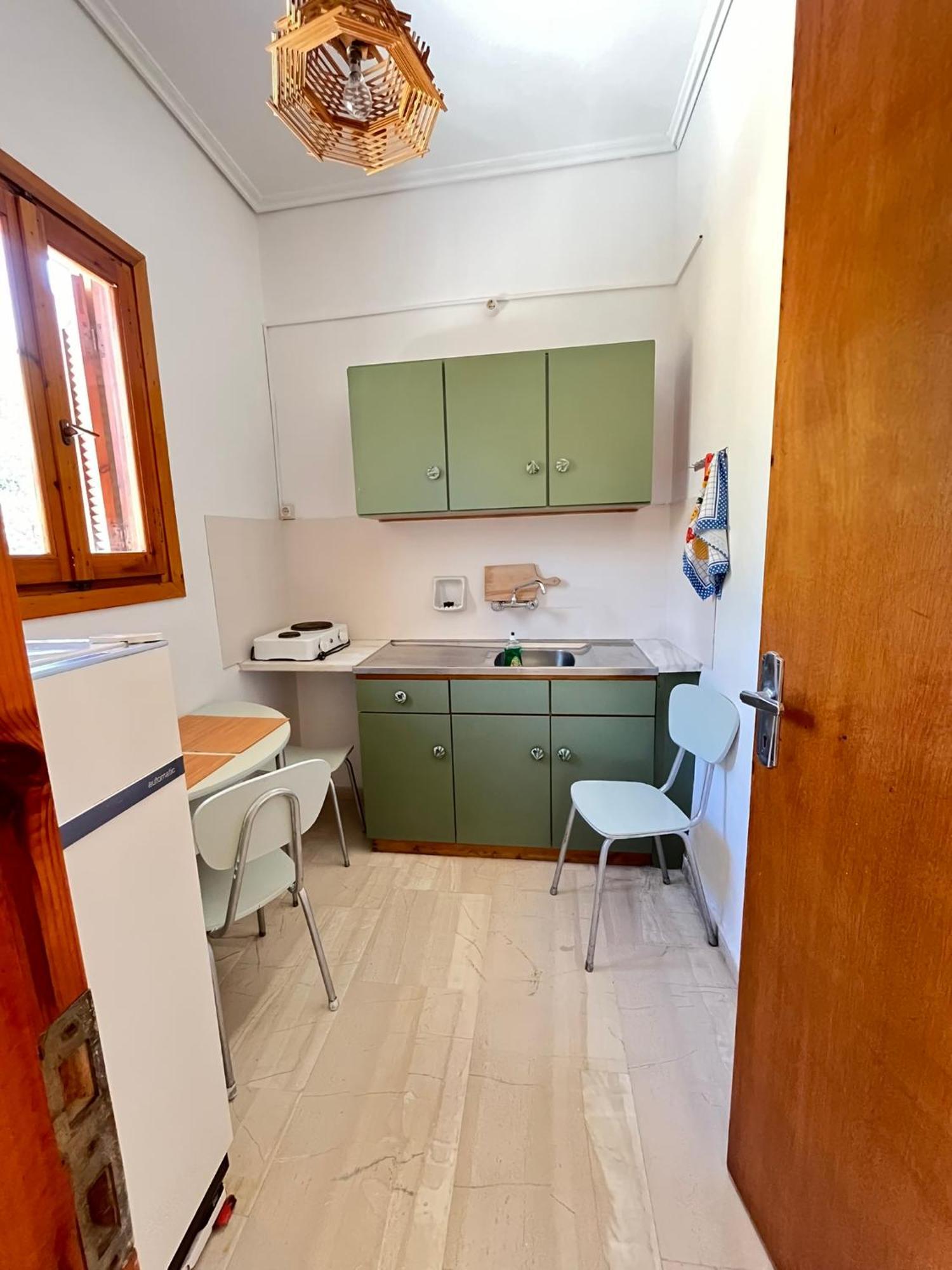 Oelia Rooms & Apartments Agia Marina  Екстериор снимка
