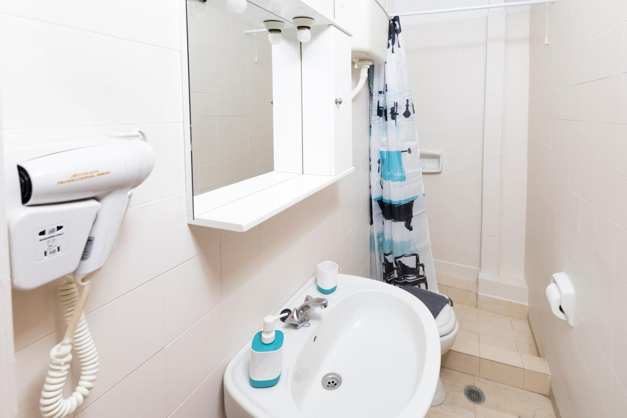 Oelia Rooms & Apartments Agia Marina  Екстериор снимка