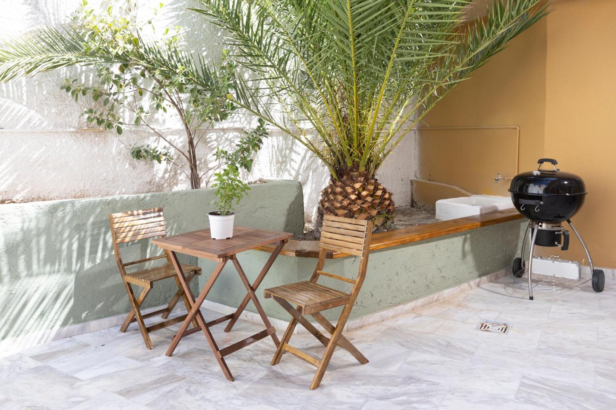 Oelia Rooms & Apartments Agia Marina  Екстериор снимка