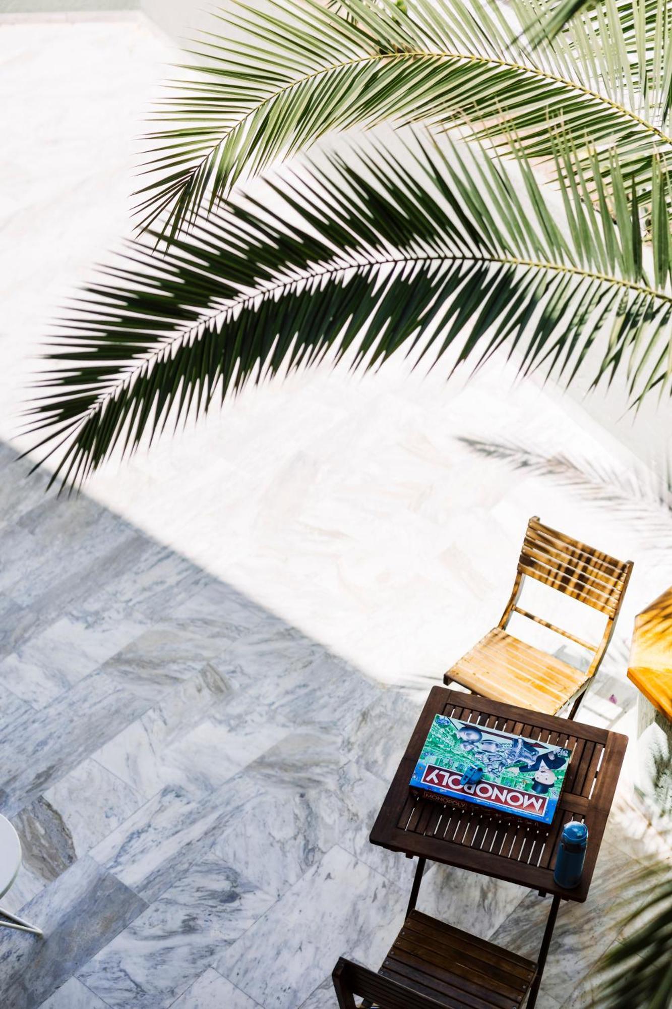 Oelia Rooms & Apartments Agia Marina  Екстериор снимка